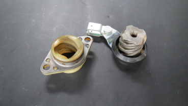 Preview: AUSDRÜCKER KUPPLUNG (GEBRAUCHTTEIL)