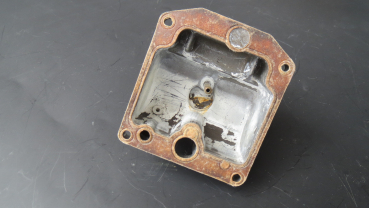 Preview: DECKEL SCHWIIMERKAMMER LINKS ZYL.1+2 (GEBRAUCHTTEIL)