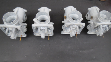 Preview: VERGASERKÖRPER SET Z1000A2 (GEBRAUCHTTEIL)