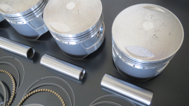 Preview: KOLBENSET 2. ÜBERMAß 67MM