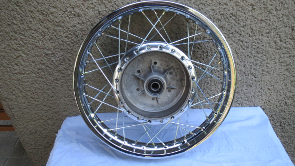 HINTERRAD Z1 "1972" RESTAURIERT (GEBRAUCHTTEIL)