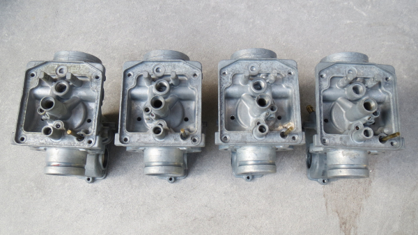 VERGASERKÖRPER SET Z1000A1 (GEBRAUCHTTEIL)