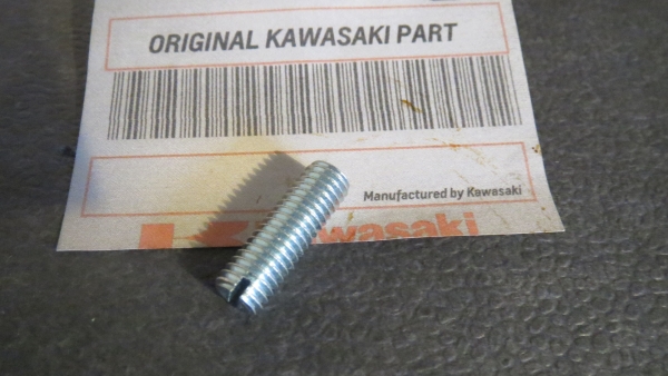 SCREW SLOTTED CLUTCH