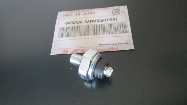 OIL PRESSURE SWITCH