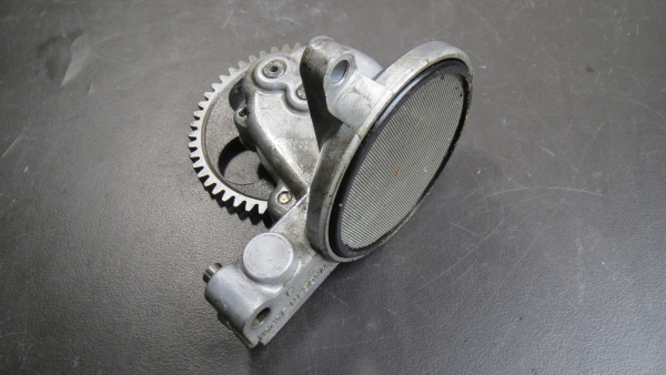 ÖLPUMPE (GEBRAUCHTTEIL)