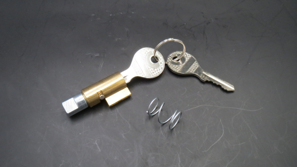 LENKRADSCHLOSS MIT FEDER "Neimann"